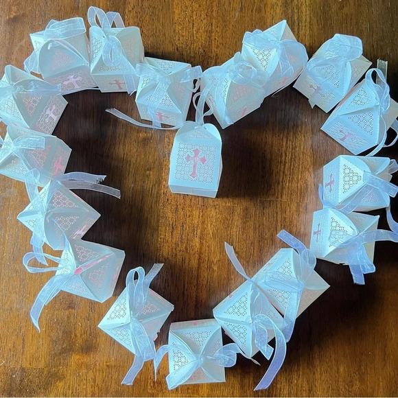 Baptism Favor Boxes Set w/ rosary inside Baby Shower Christening Small Gift Bags - Picture 1 of 10